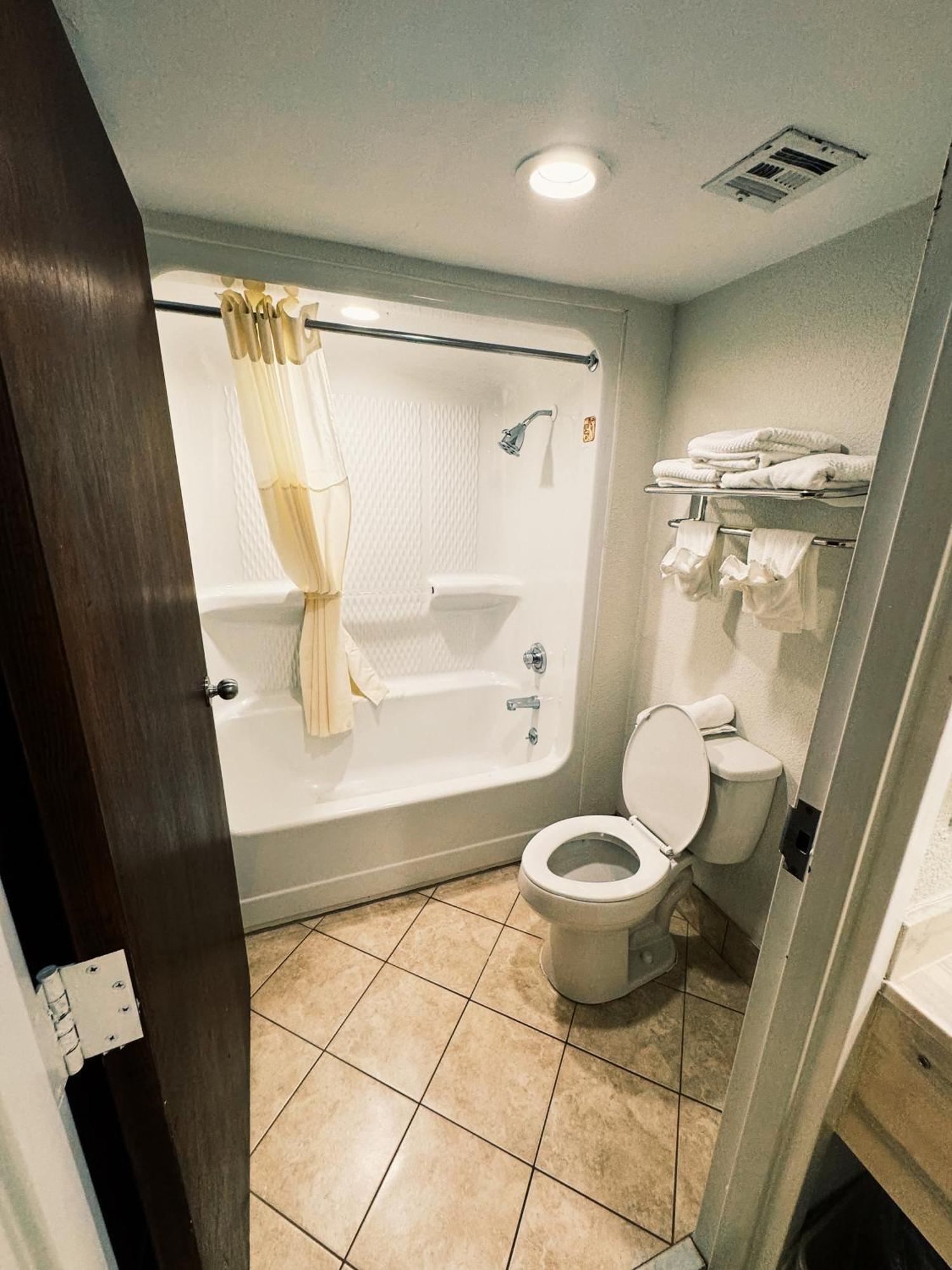 Quality Inn Near Chattanooga South Ринголд Екстериор снимка